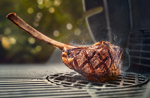 Fleisch auf dem grillrost