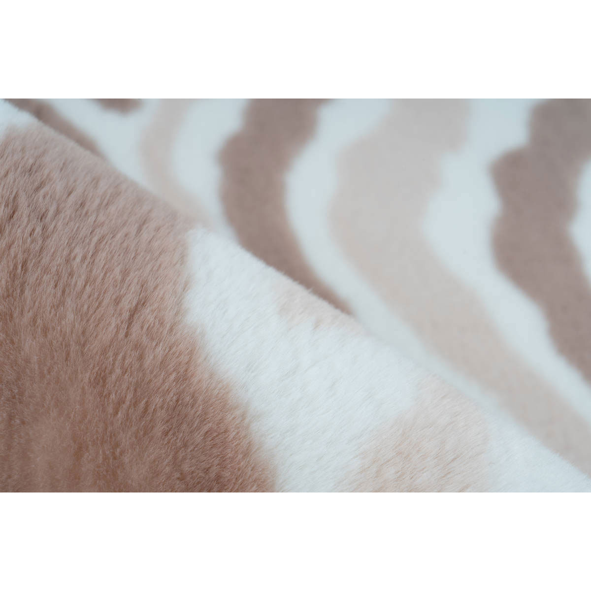 Hochflorteppich Rabbit Animal 400 elfenbein/taupe/weiß Bild 3