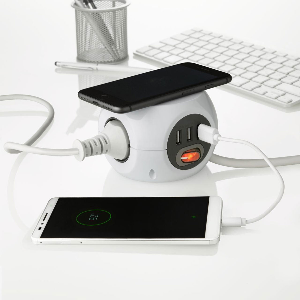 BLAUPUNKT Steckdosenwürfel 3-fach mit USB und Induktivem Laden Bild 2