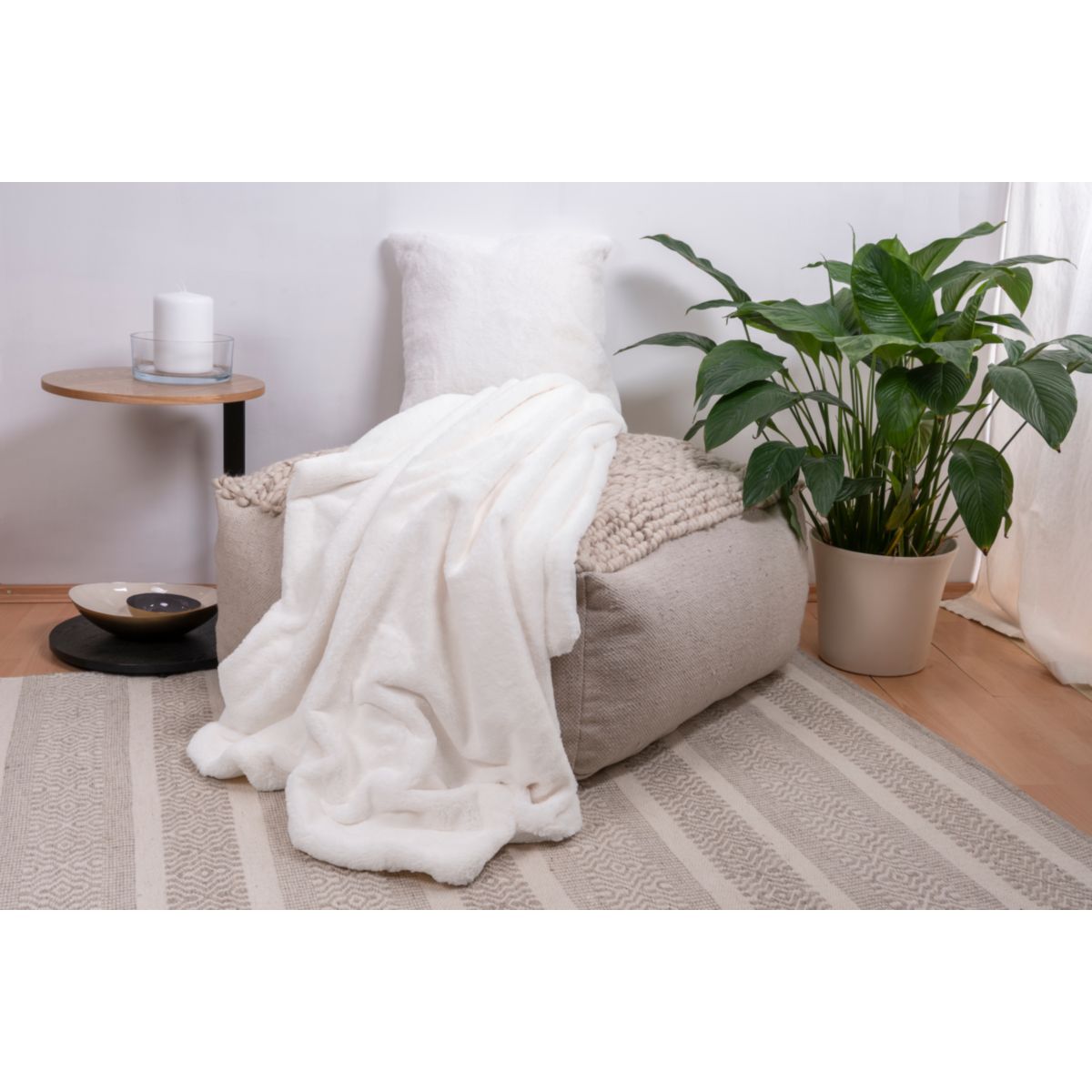 Dekokissen & Decke Aimee 625 2er-Set Weiß Bild 4