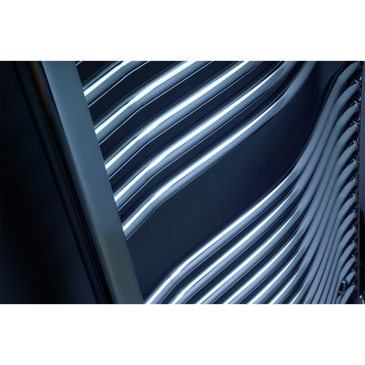 Ximax  Badheizkörper C3 1172 x 600 mm 393 Watt Chrom Bild 2