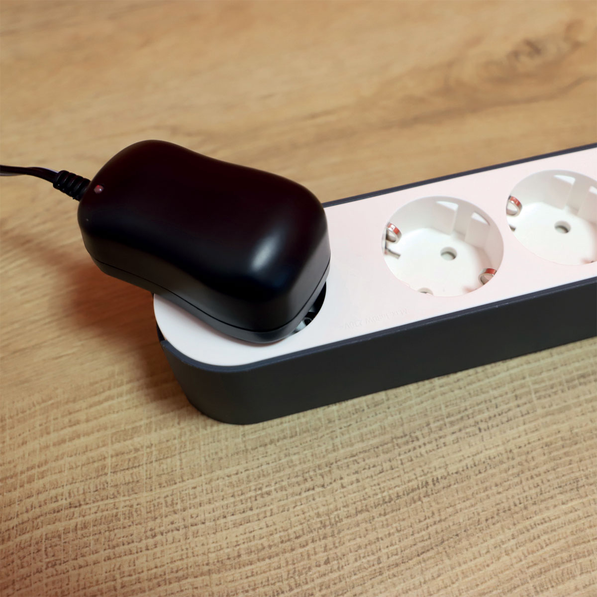 Steckdosenleiste GREENLINE weiß/anthrazit Bild 4