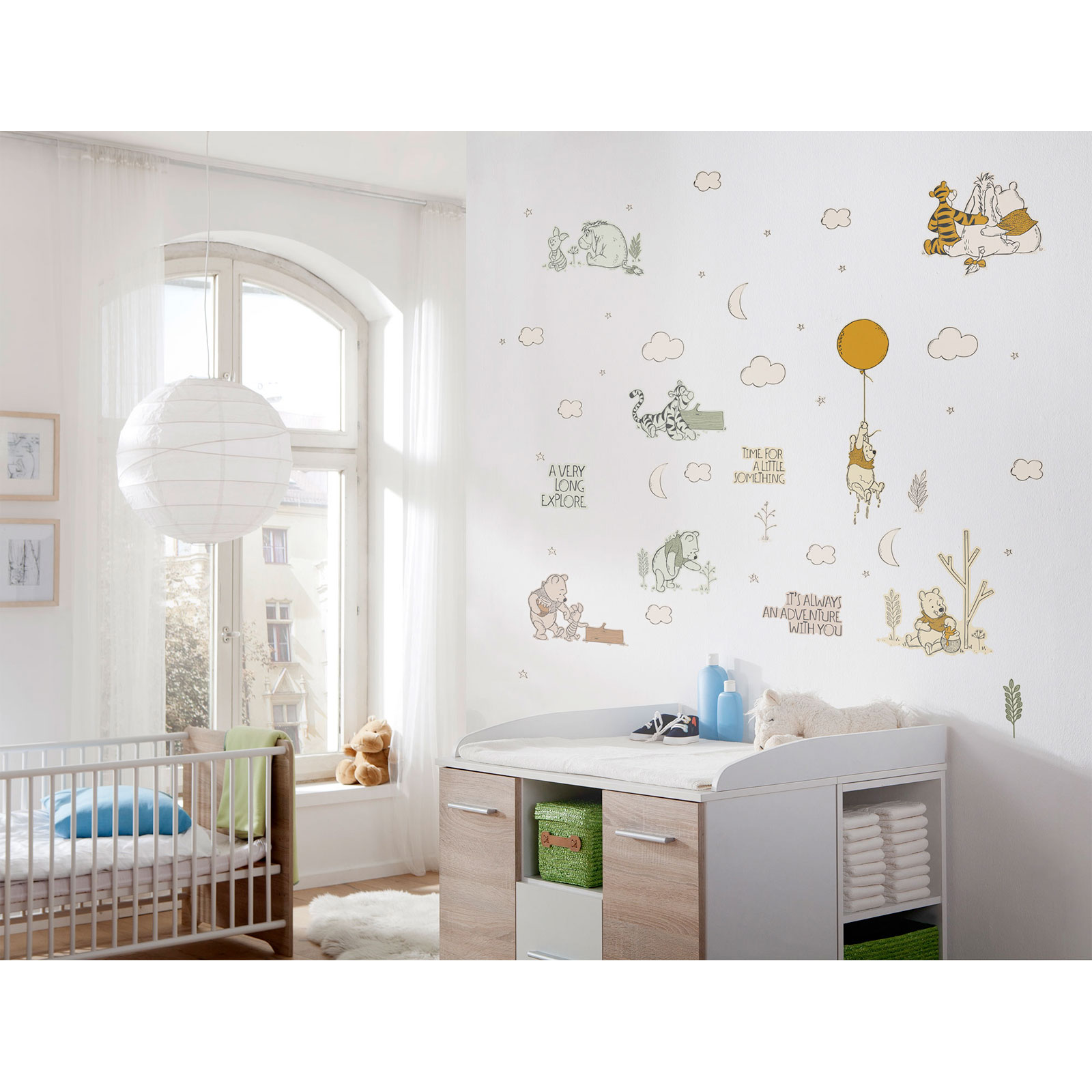 Komar  Wandtattoo Winnie the Pooh Woodland 50x70 cm