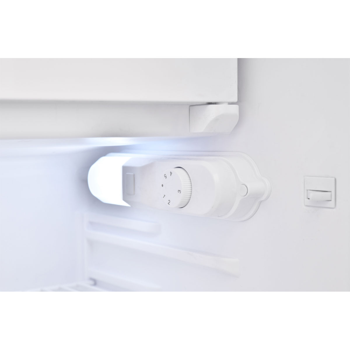 Respekta Gustav Unterbaukühlschrank mit Gefrierfach - 82 L Bild 5