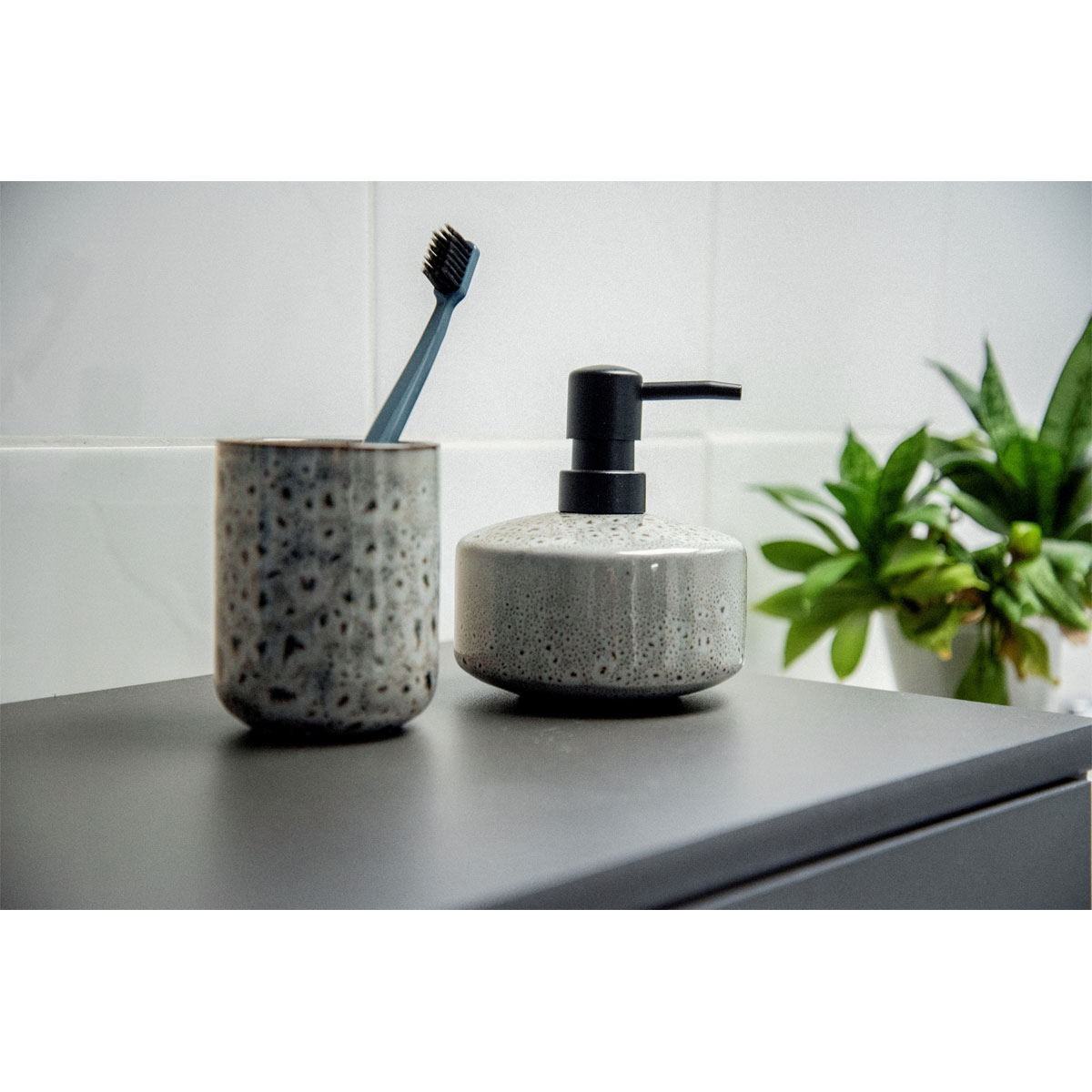 Wenko Zahnputzbecher Oviedo Bild 3