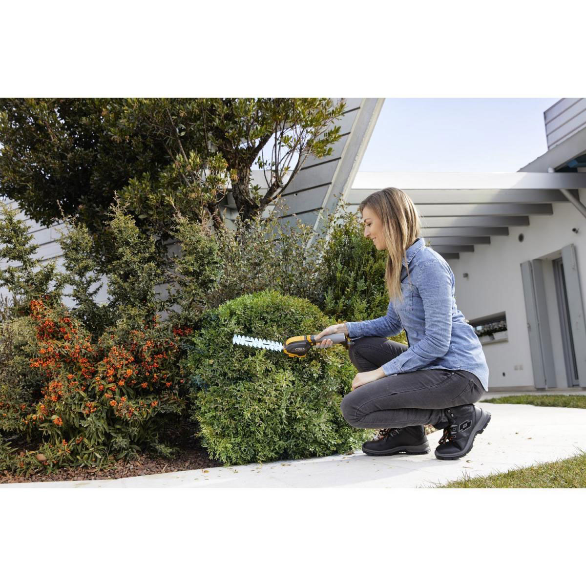 Stiga Akku Gras- und Strauchschere SGM 102 AE Bild 4