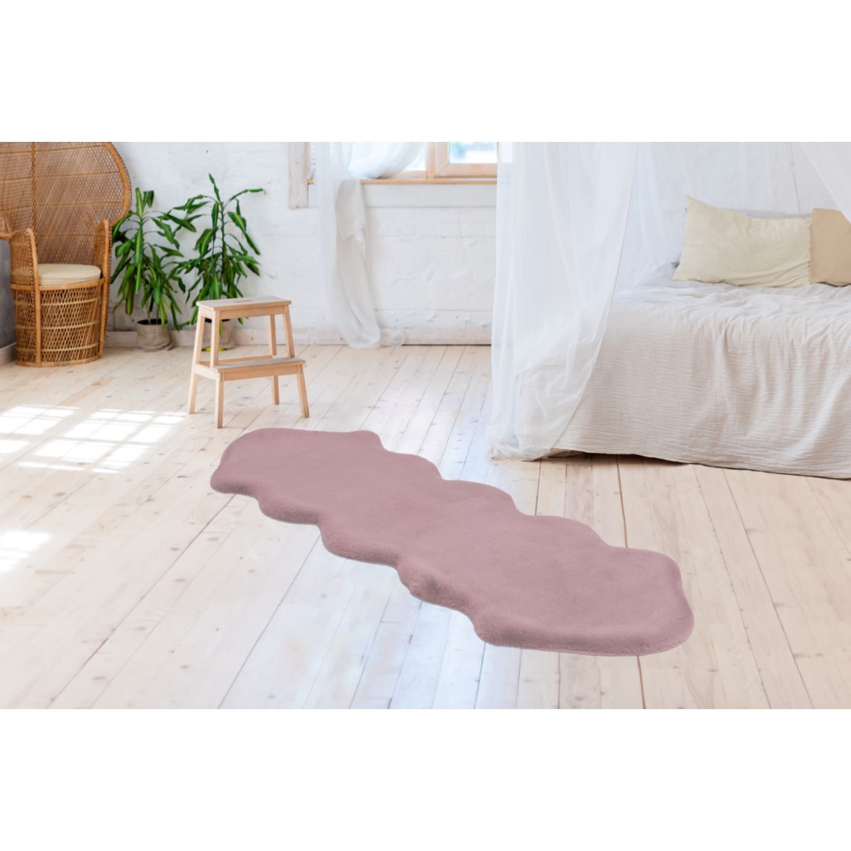 Rabbit Double Sheepskin 325 Lila 60cm x 180cm Bild 2