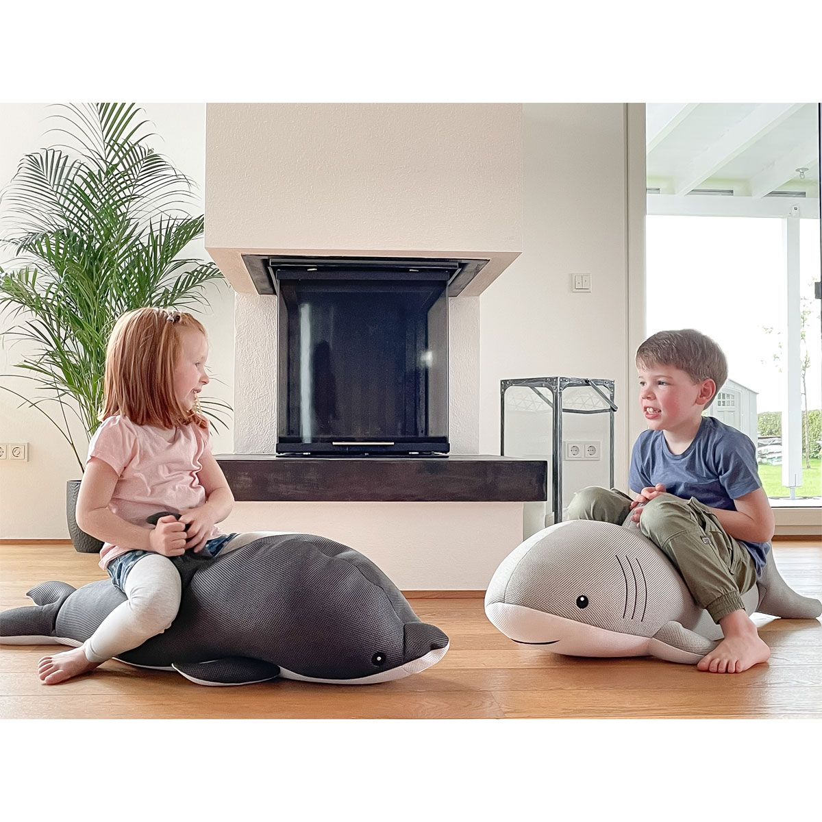 Westmann Sitzsack & Schwimmtier Hai 111x45x38cm Hellgrau Bild 6