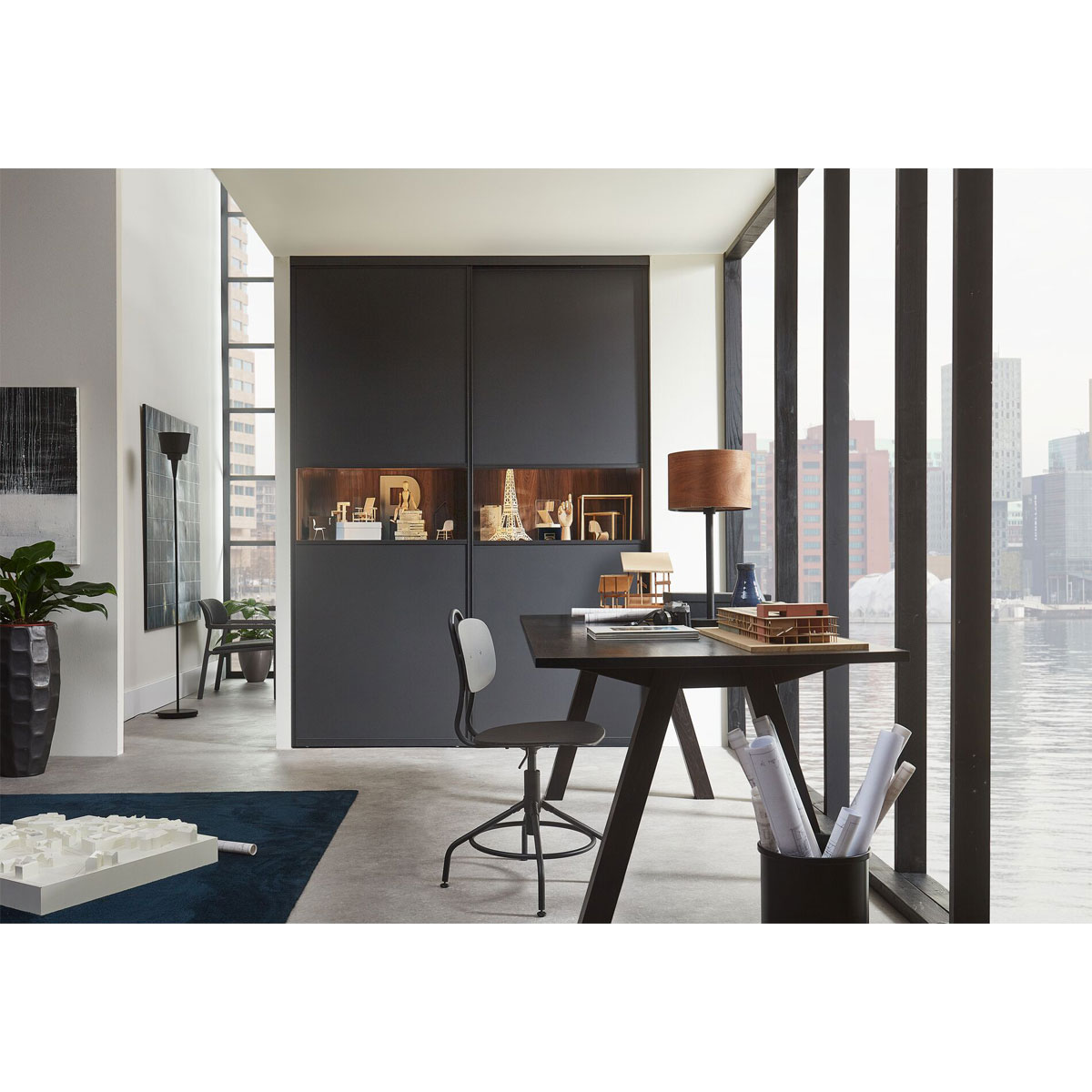 Hibitaro  Studio-Schiebetür mit Aluminiumrahmen auf Maß als Schrank- / Nischentür Bild 3