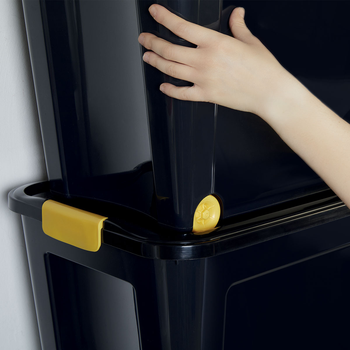 Combi Box, Farbe: Schwarz, Rollensystem, Inhalt: 43L Bild 4