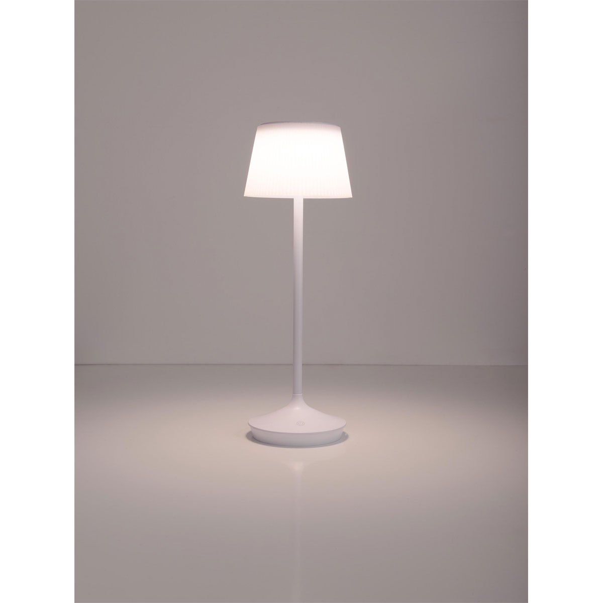 näve Solar-Tischleuchte Emmi weiß mit Akku 13x13x38cm dimmbar Bild 5