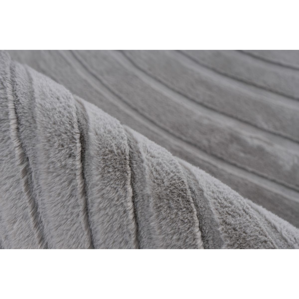 Kierk 325 Silber 80 x 150 cm Bild 4