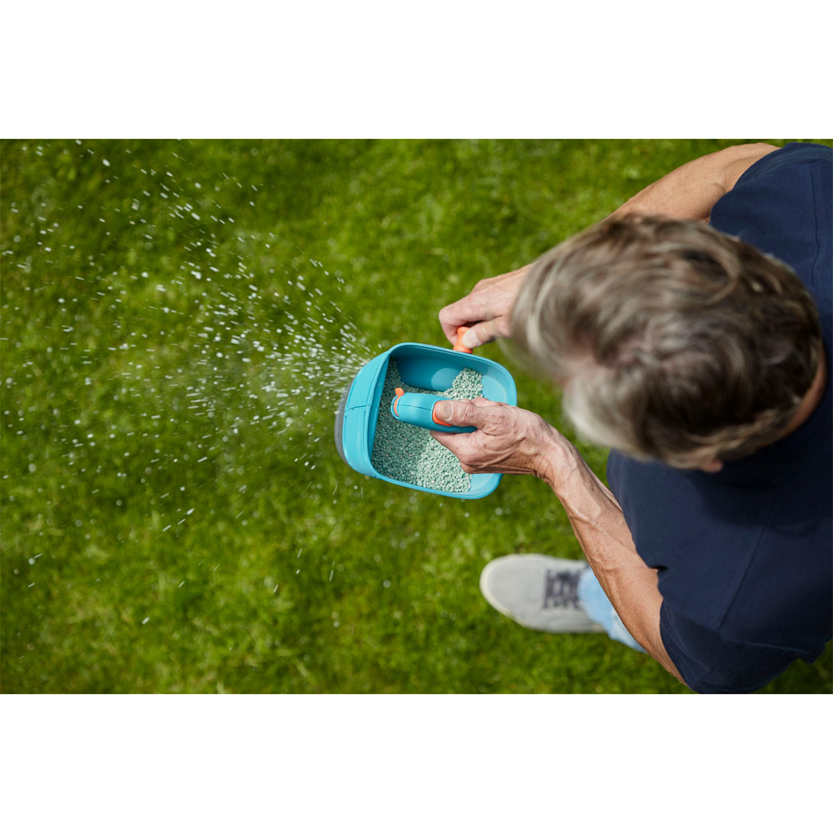 Gardena  Handstreuer M für Dünger und Salz Bild 6