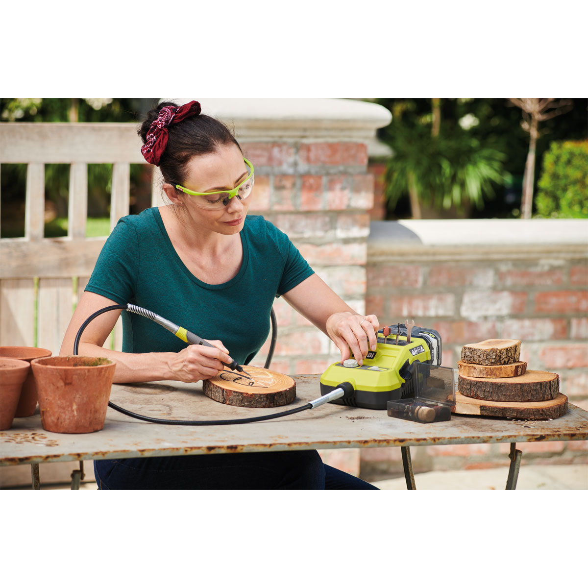 Ryobi  Akku-Rotationswerkzeug R18RT-0 inkl 33-teiligem Zubehör ohne Akku und Ladegerät Bild 4