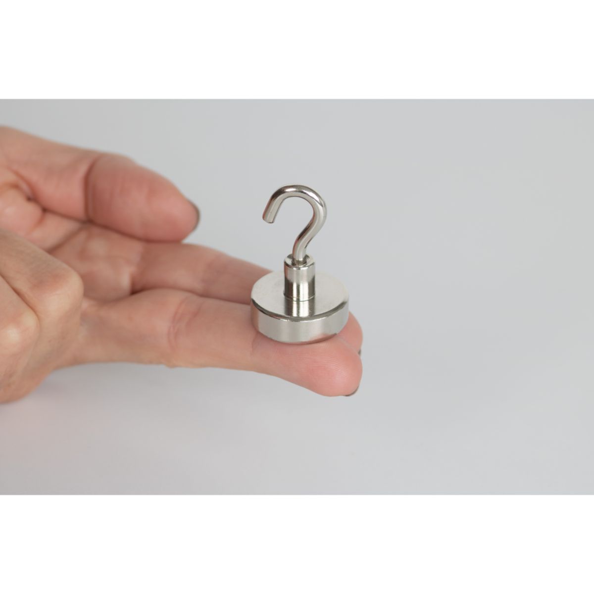 Suki Topfmagnet Neodym mit Schraubhaken M5 Ø 25 x 40 mm, silber Bild 7