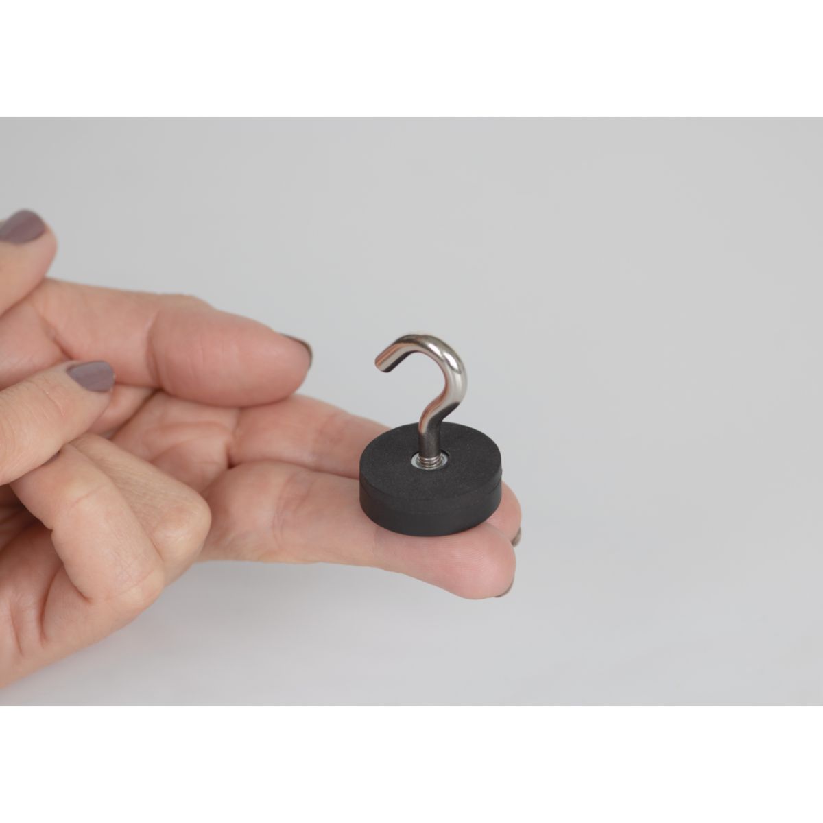 Suki Topfmagnet Neodym mit Schraubhaken M5 Ø 28 x 38 mm, gummiert, silber-schwarz Bild 6